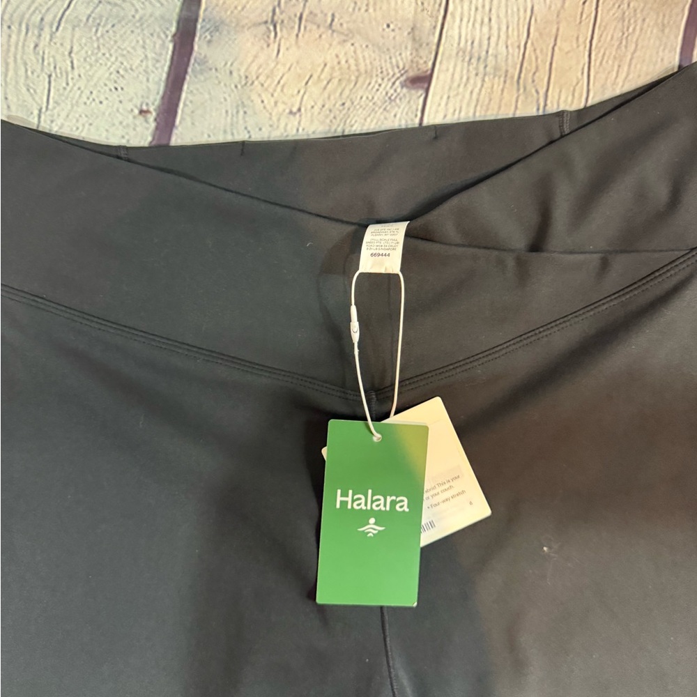 Women's black flair pants - Picture 2 of 4